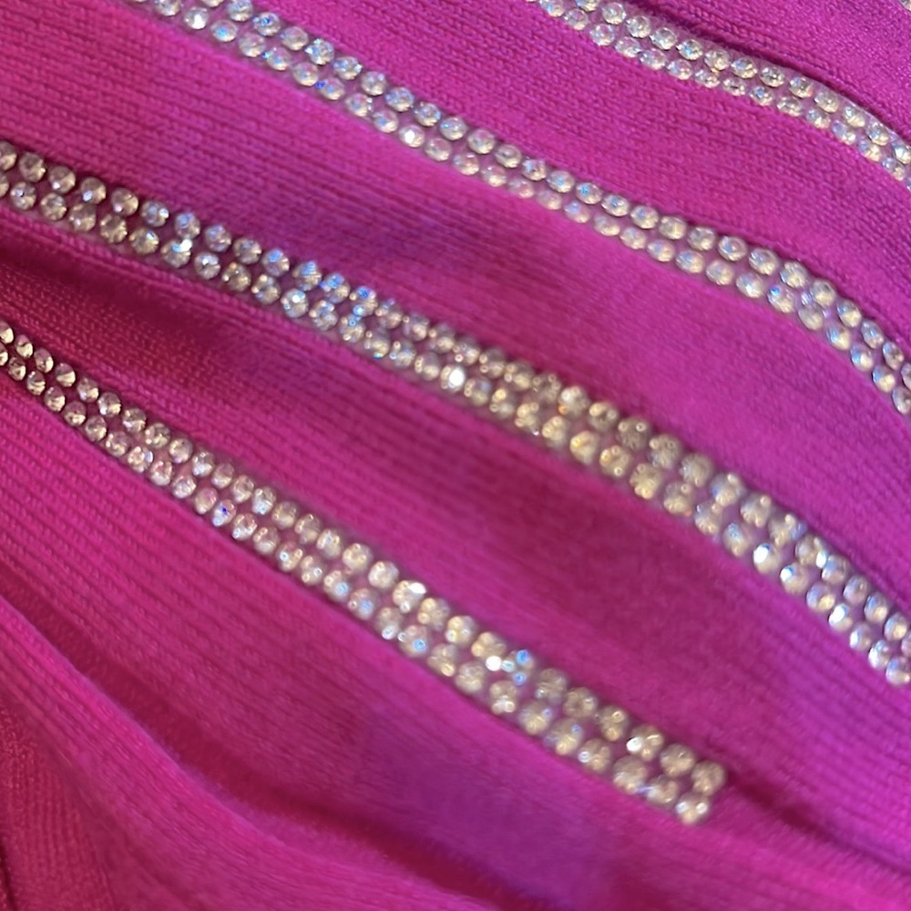 NWT. $70R.  INC Rhinestone Ribbed Top. Size Large. Fuchsia Pop - Picture 7 of 7